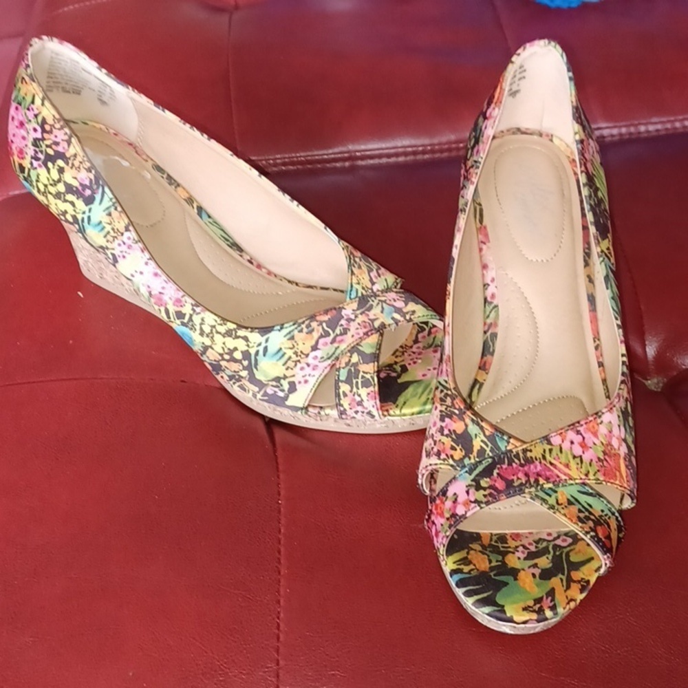 Dexflex Comfort Dessus Tissu Wedge Heels Shoes Open Peep Toe Floral Flowers 8.5
